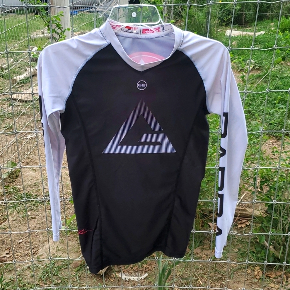 Gracie Barra XS ranked rashguard